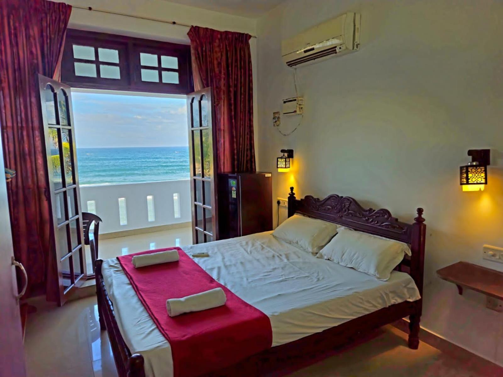 Orion Seaview Beach Hotel Kovalam Bagian luar foto