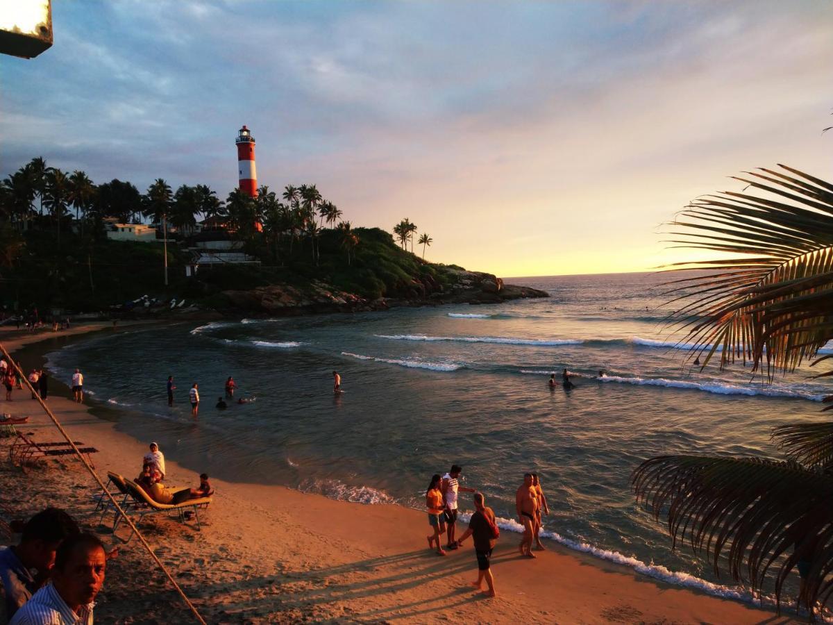 Orion Seaview Beach Hotel Kovalam Bagian luar foto